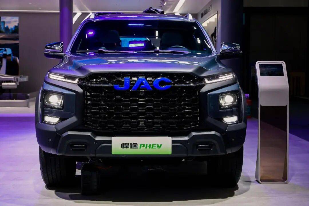 江汽集團攜多款主力車型亮相2025廣州國際車展